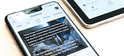 新闻编辑部工作场景与最新资讯头条展示